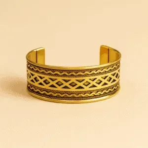 Indyjska etniczna bransoletka handmade z geometrycznym wzorem tribal z Indii